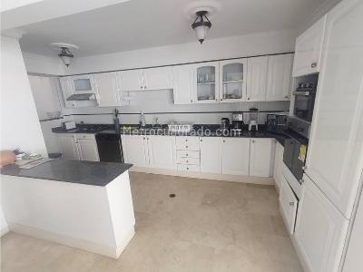 Casa de 5 alcobas en venta en El Ingenio, Cali, 650 m² · foto 4 de 10