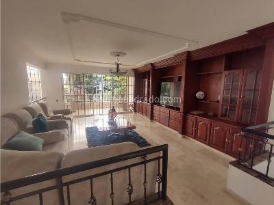 Casa de 5 alcobas en venta en El Ingenio, Cali, 650 m² · foto 8 de 10