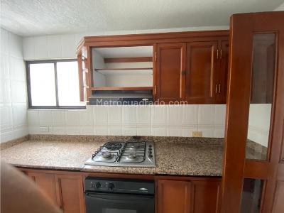 Apartamento en venta en Capri, Cali · foto 4 de 15