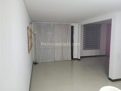 Apartamento de 2 alcobas en venta en Bochalema, Cali, 73 m² · foto 3 de 13