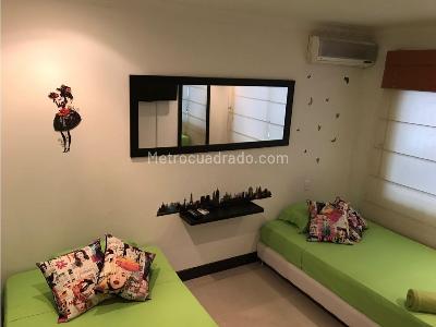 Casa de 5 alcobas en venta en Pampa Linda, Cali, 282 m² · foto 10 de 20