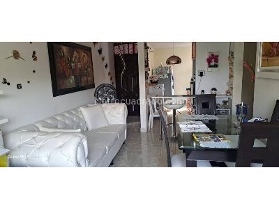 Apartamento de 3 alcobas en venta en Santa Anita, Cali, 60 m² · foto 2 de 14