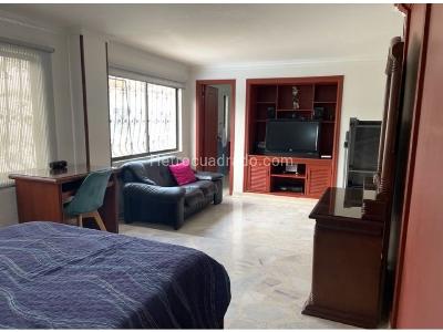 Casa de 5 alcobas en venta en Quintas De Don Simon, Cali, 256 m² · foto 18 de 20