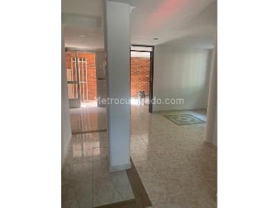 Casa de 5 alcobas en venta en Caney, Cali, 320 m² · foto 2 de 20