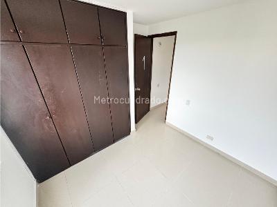 Apartamento de 3 alcobas en venta en Valle Del Lili, Cali, 90 m² · foto 6 de 10