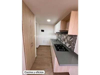 Apartaestudio en venta en Cristales, Cali, 57 m² · foto 2 de 9