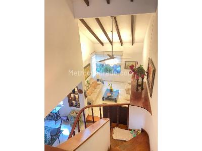 Casa de 3 alcobas en venta en El Limonar, Cali, 218 m² · foto 3 de 20