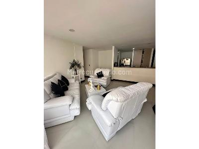 Apartamento en venta en Pance, Cali · foto 2 de 9