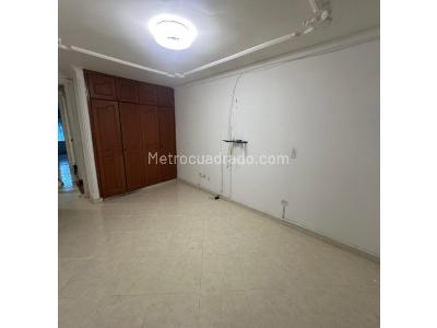 Casa de 5 alcobas en venta en Santa Anita, Cali, 245 m² · foto 6 de 10