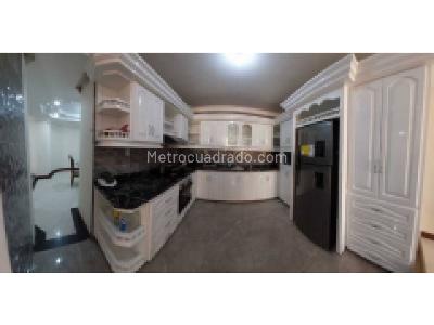 Casa de 5 alcobas en venta en La Flora, Cali, 539 m² · foto 2 de 20