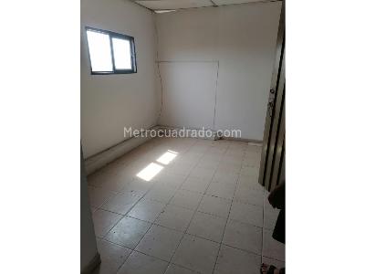 Casa de 5 alcobas en venta en Belalcazar, Cali, 766 m² · foto 2 de 10
