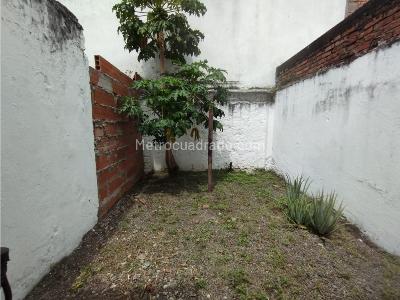 Casa de 3 alcobas en venta en Bellavista, Cali, 240 m² · foto 14 de 14