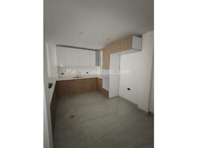 Casa de 4 alcobas en venta en Ciudad 2000, Cali, 350 m² · foto 4 de 20