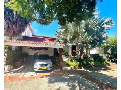 Casa de 3 alcobas en venta en Ciudad Jardin, Cali, 330 m² · foto 6 de 8