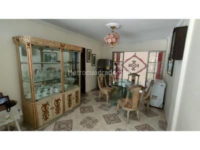 Casa de 5 alcobas en venta en Caney, Cali, 270 m² · foto 2 de 18