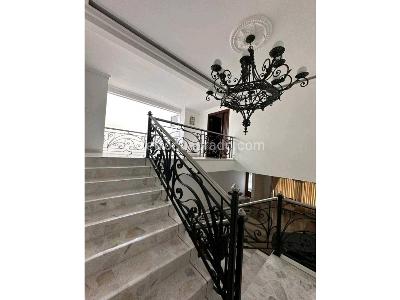 Casa de 5 alcobas en venta en Ciudad Jardin, Cali, 450 m² · foto 5 de 9