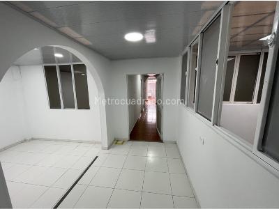 Casa de 5 alcobas en venta en Colseguros, Cali, 400 m² · foto 11 de 20