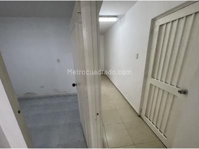 Casa de 5 alcobas en venta en Colseguros, Cali, 400 m² · foto 15 de 20