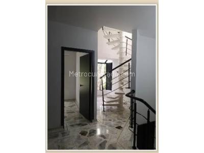 Casa de 4 alcobas en venta en Caney, Cali, 320 m² · foto 7 de 12
