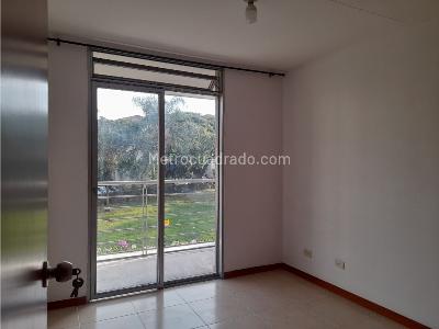Apartamento en venta en Limonar, Cali · foto 6 de 12