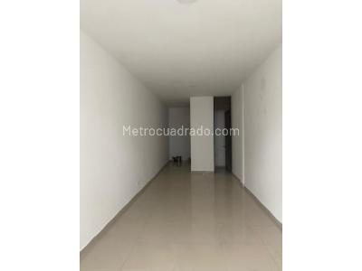 Casa de 3 alcobas en venta en Granada, Cali, 440 m² · foto 2 de 12
