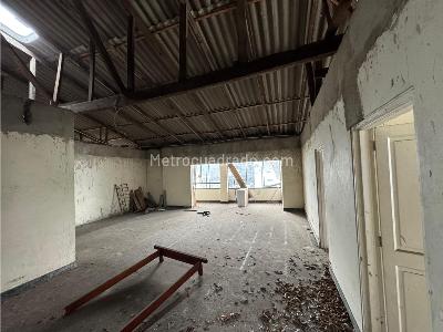 Casa de 3 alcobas en venta en Granada, Cali, 440 m² · foto 10 de 12