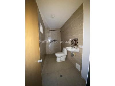 Casa de 4 alcobas en venta en Ciudad 2000, Cali, 250 m² · foto 12 de 12