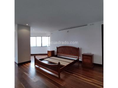Apartamento de 3 alcobas en venta en Cristales, Cali, 435 m² · foto 7 de 20