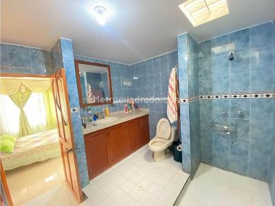 Casa de 4 alcobas en venta en Valle Del Lili, Cali, 160 m² · foto 8 de 9