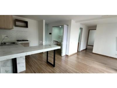 Apartamento en venta en Ciudad 2000, Cali · foto 2 de 12
