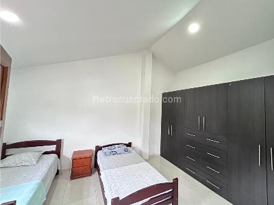 Casa de 5 alcobas en venta en Camino Real, Cali, 244 m² · foto 13 de 20