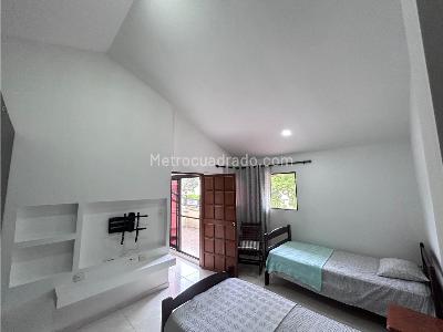 Casa de 5 alcobas en venta en Camino Real, Cali, 244 m² · foto 16 de 20