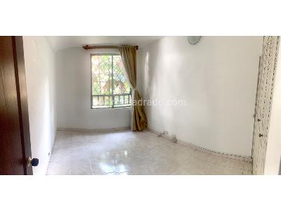 Apartamento de 4 alcobas en venta en Quintas De Don Simon, Cali, 93 m² · foto 10 de 16