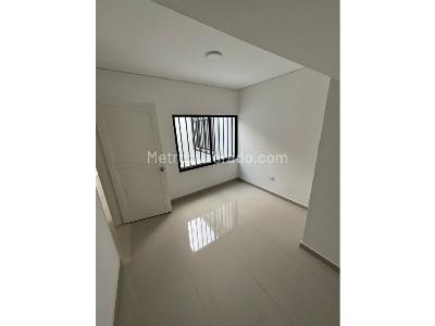 Apartamento en venta en Colseguros, Cali · foto 4 de 12