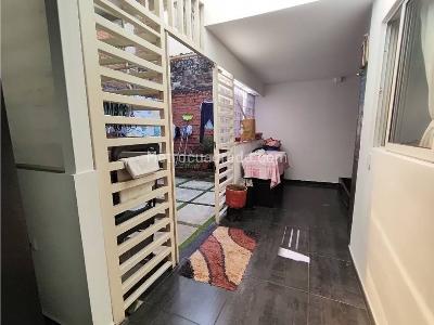 Casa de 5 alcobas en venta en Champagnat, Cali, 360 m² · foto 9 de 18