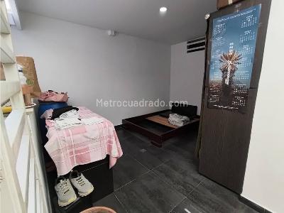 Casa de 5 alcobas en venta en Champagnat, Cali, 360 m² · foto 12 de 18