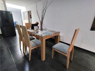 Casa de 5 alcobas en venta en Champagnat, Cali, 360 m² · foto 13 de 18