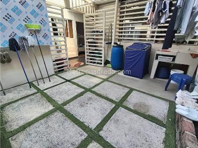 Casa de 5 alcobas en venta en Champagnat, Cali, 360 m² · foto 18 de 18