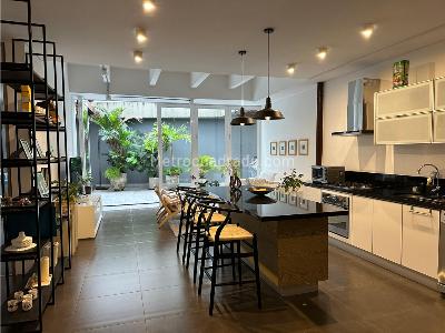 Apartamento de 2 alcobas en venta en La Arboleda, Cali, 182 m² · foto 2 de 11