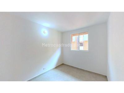 Apartamento de 3 alcobas en venta en Vivero Parque Residencial, Cali, 77 m² · foto 13 de 20