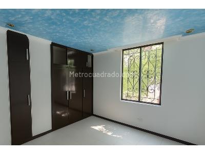 Apartamento en venta en Prados Del Norte, Cali · foto 4 de 15