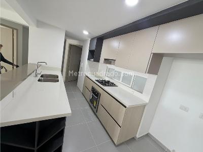 Apartamento en venta en Pance, Cali · foto 2 de 20