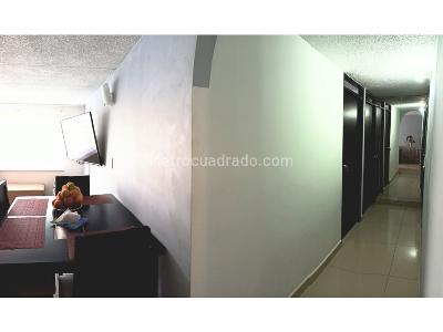 Apartamento en venta en Cañaverales, Cali · foto 3 de 13
