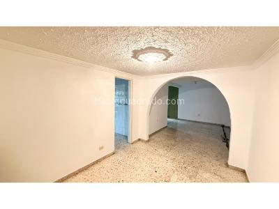 Casa de 5 alcobas en venta en Tequendama, Cali, 160 m² · foto 2 de 16