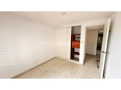 Casa de 5 alcobas en venta en Tequendama, Cali, 160 m² · foto 9 de 16