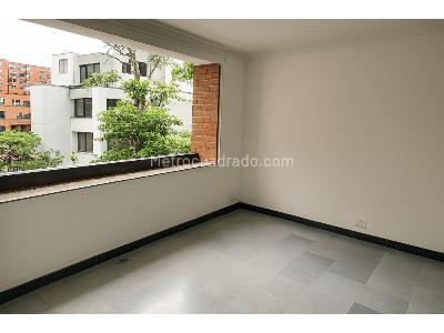 Apartamento de 3 alcobas en venta en Santa Teresita, Cali, 300 m² · foto 2 de 20