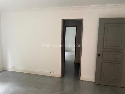 Apartamento de 3 alcobas en venta en Santa Teresita, Cali, 300 m² · foto 18 de 20