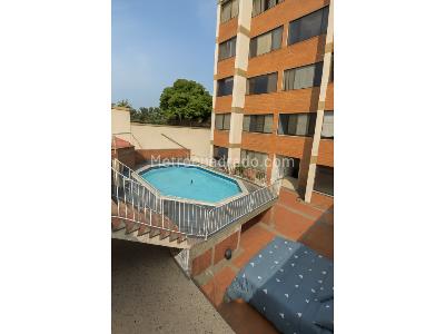 Apartamento en venta en Granada, Cali · foto 9 de 10