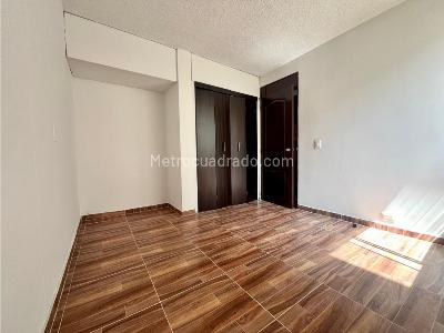 Apartamento en venta en Ciudad Jardin, Cali · foto 4 de 7