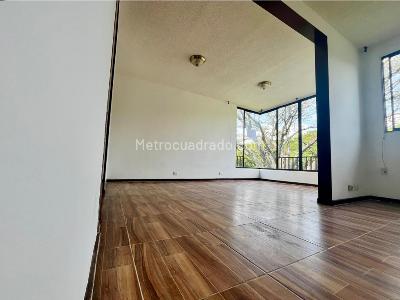 Apartamento en venta en Ciudad Jardin, Cali · foto 6 de 7